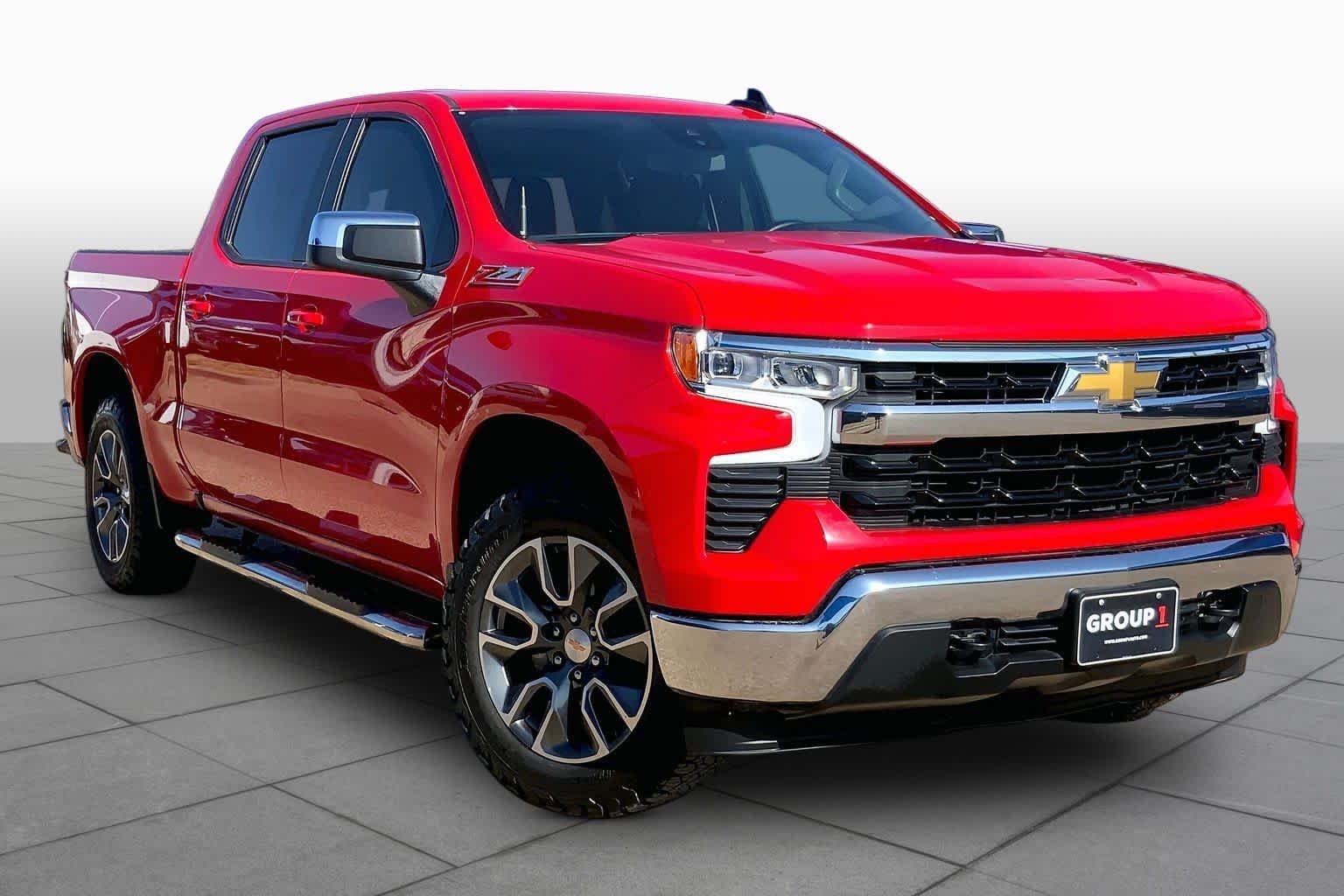 Used 2025 Red Hot Chevrolet LT image 3