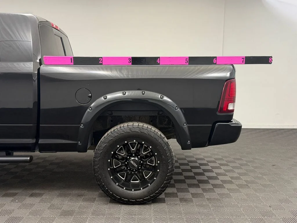 Used 2016 Brilliant Black Crystal Pearlcoat Ram Laramie image 26