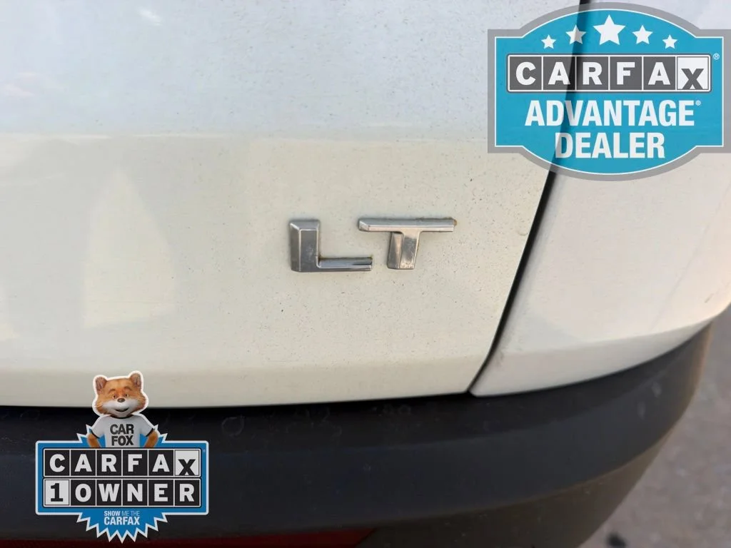 Used 2024 Summit White Chevrolet LT image 10