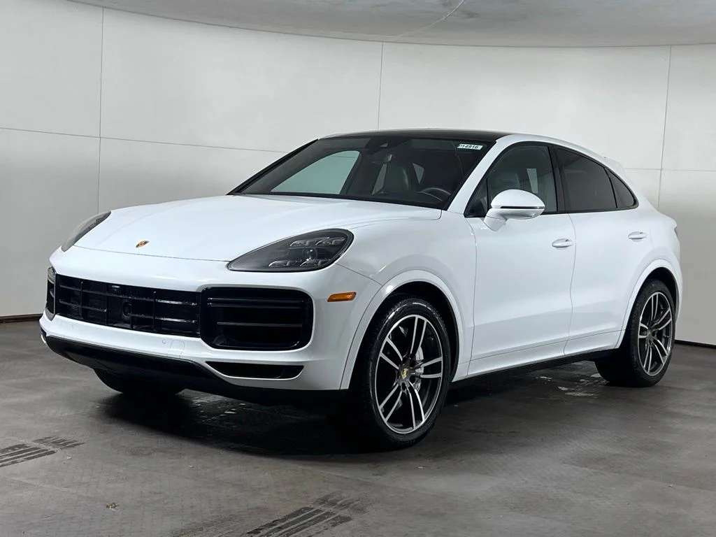 2023 Porsche Cayenne Turbo's photo