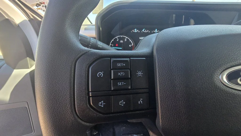 2025 Ford F-600 Super Duty Chassis Cab XL - Photo 17