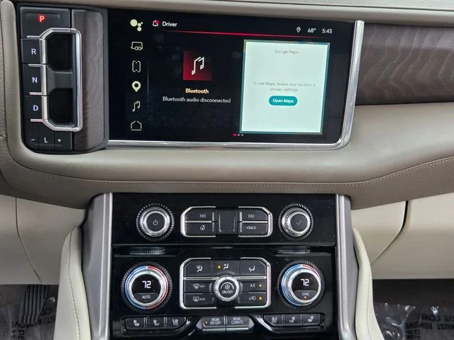 Used 2022 White GMC Denali image 19