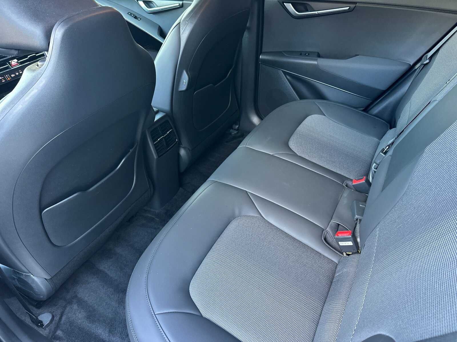 Used 2023 Graphite Gray Kia Wind 4D Sport Utility image 14