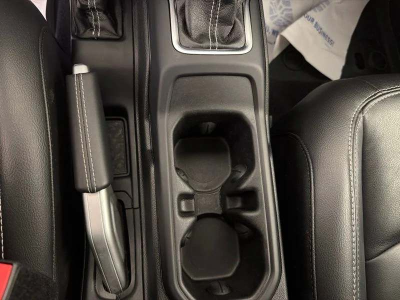 Used 2022 Silver Jeep Overland image 24