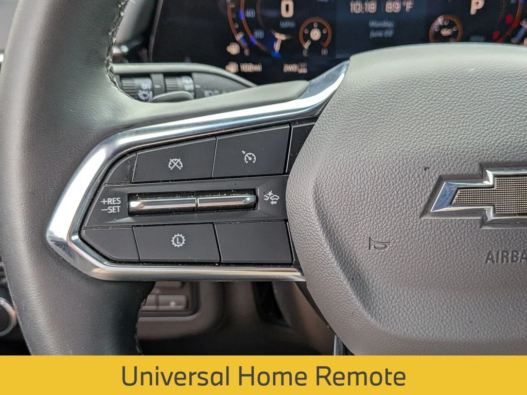 Used 2026 Gray Chevrolet Z71 image 19