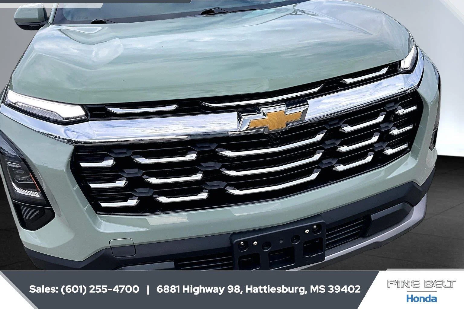 Used 2026 Cacti Green Chevrolet AWD LT image 22