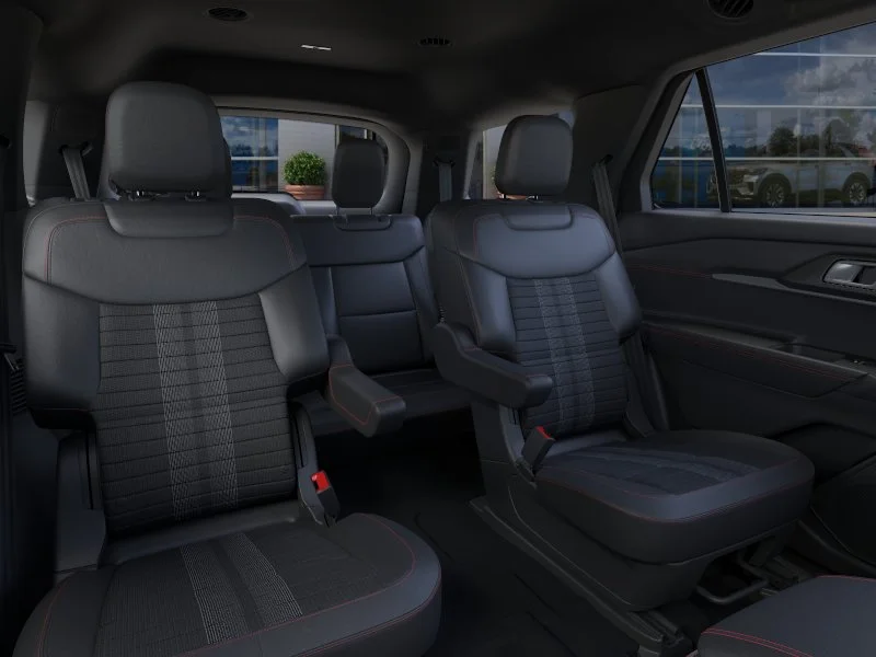 New 2026 Carbonized Gray Metallic Ford ST-Line image 11