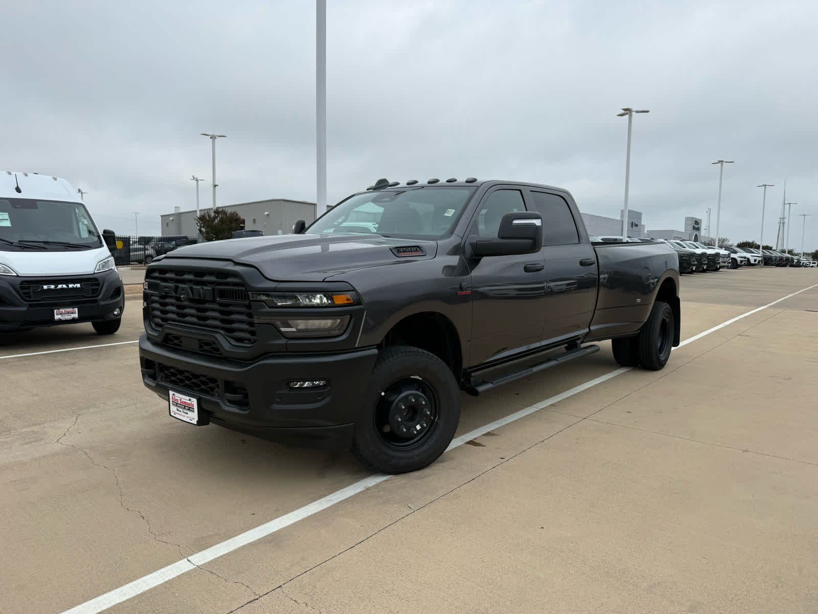 New 2026 Granite Crystal Metallic Clear-Coat Exterior Paint RAM Tradesman image 2