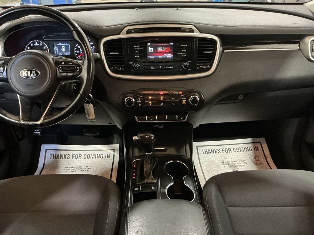 Used 2016 Red Kia LX image 20