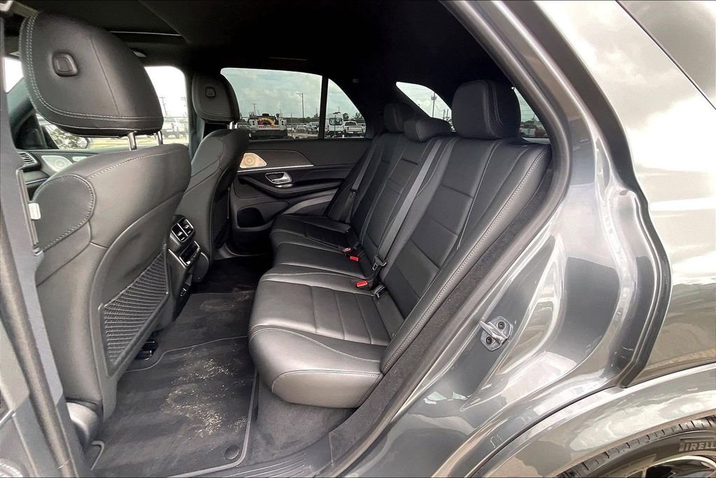 Used 2025 Gray Mercedes-Benz GLE 450 image 19