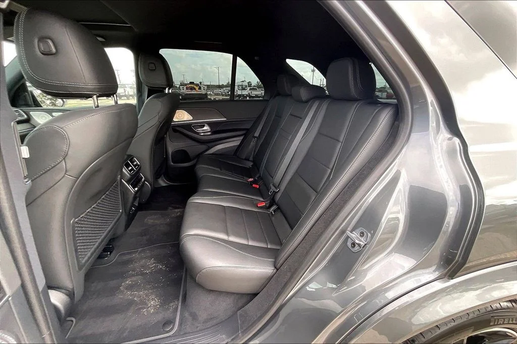 Used 2025 Gray Mercedes-Benz GLE 450 image 19