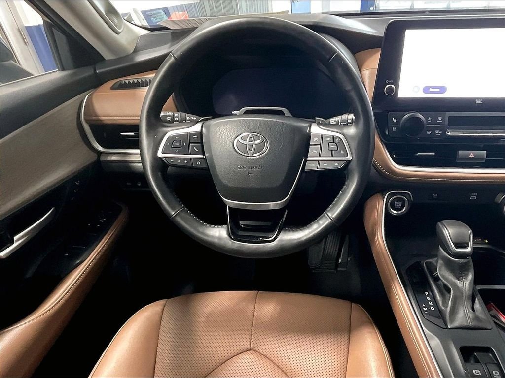 Used 2024 Blue Toyota Platinum image 17