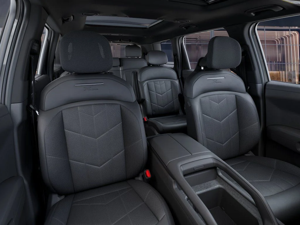 New 2027 Wolf Gray Kia X-LINE SX image 15