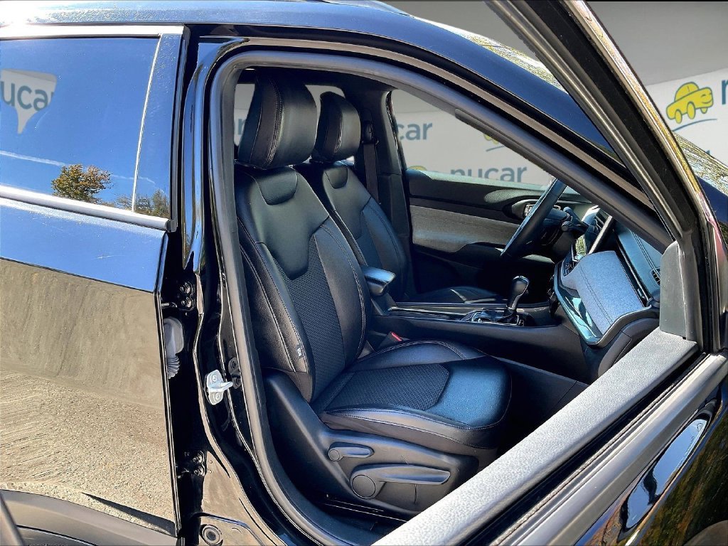 Used 2024 Black Jeep Latitude image 11