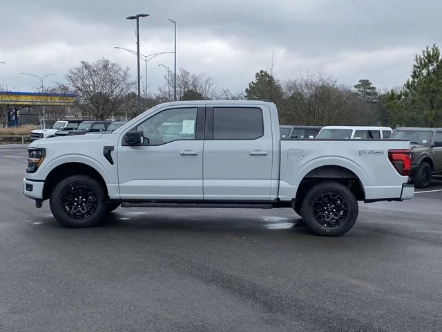 New 2026 Avalanche Ford XLT image 6