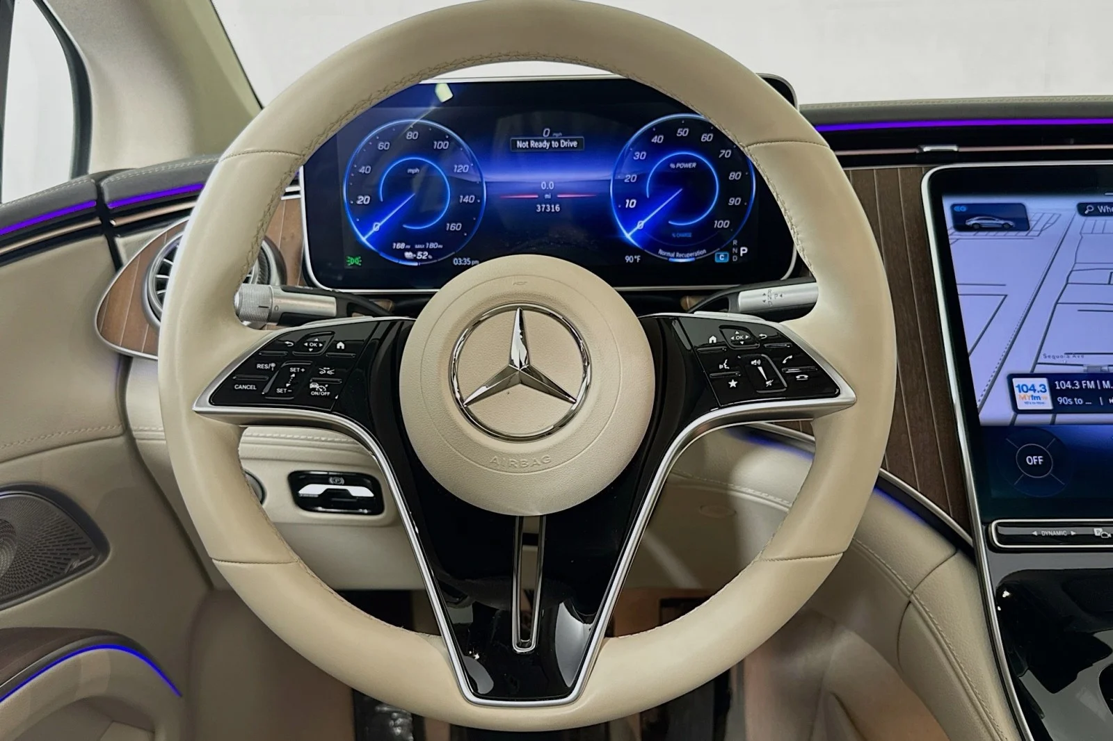 Certified Used 2023 Onyx Black Metallic Mercedes-Benz EQS 450 image 18