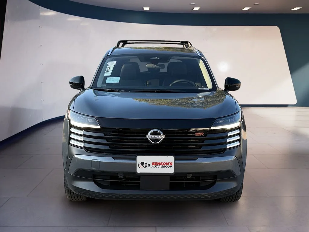 New 2027 Gray Nissan SR image 8