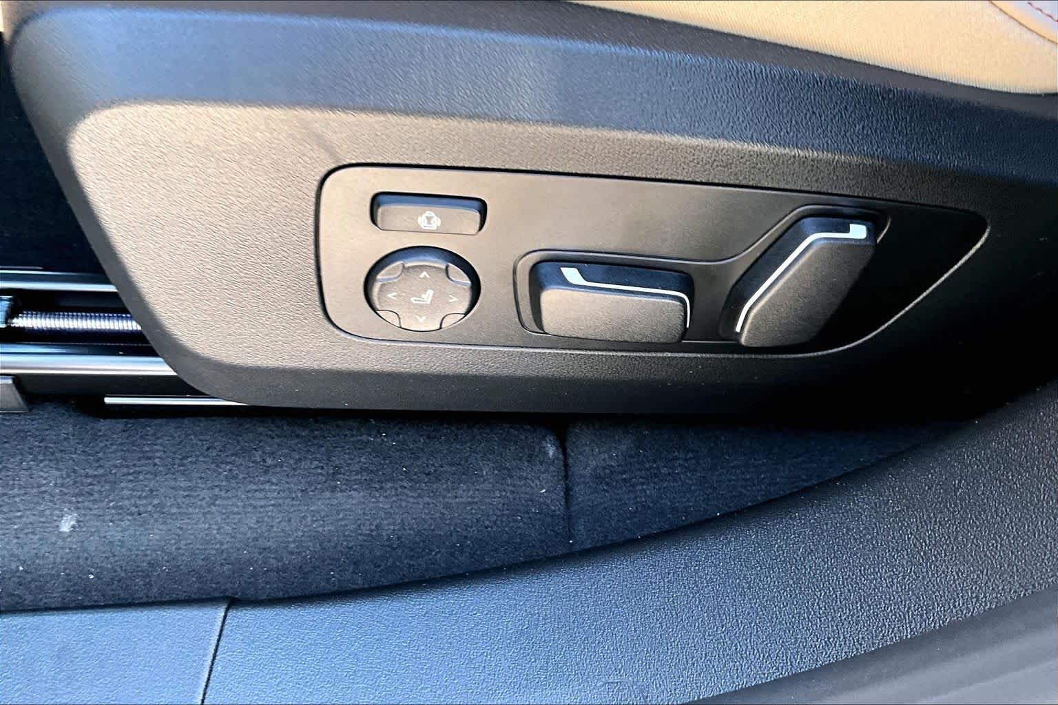 New 2026 Skyscraper Grey Metallic BMW 30 xDrive image 20