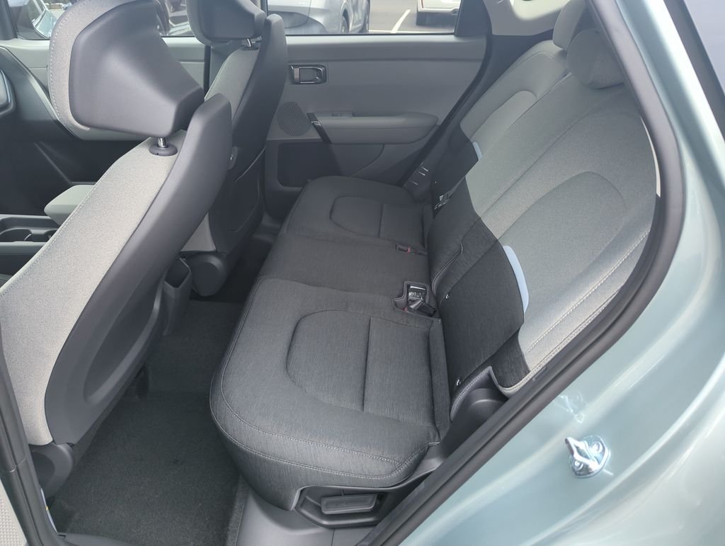 New 2027 Iceberg Green Kia S image 28