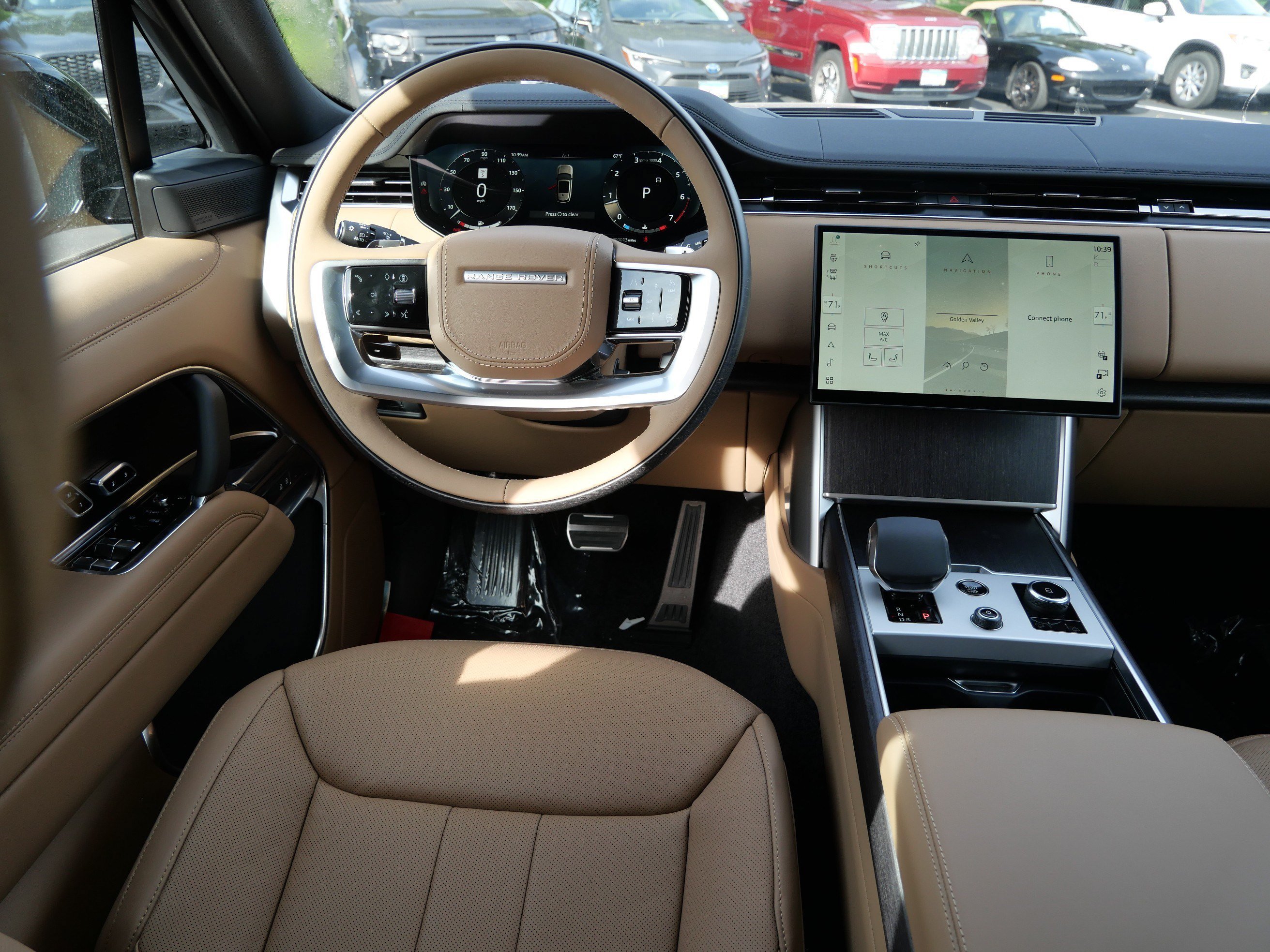 New 2027 Santorini Black LAND ROVER SE image 9