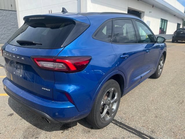 Used 2023 Blue Metallic Ford ST-Line image 3