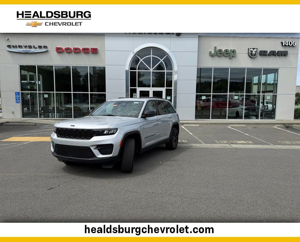 2025 Jeep Grand Cherokee Altitude X 4x4's photo