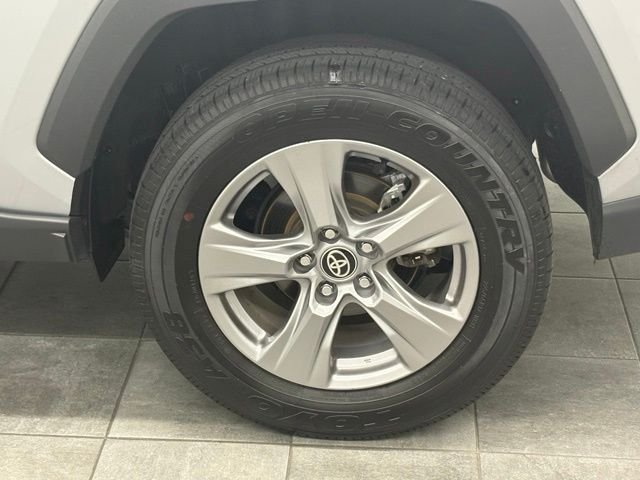 Used 2025 Silver Toyota XLE image 5