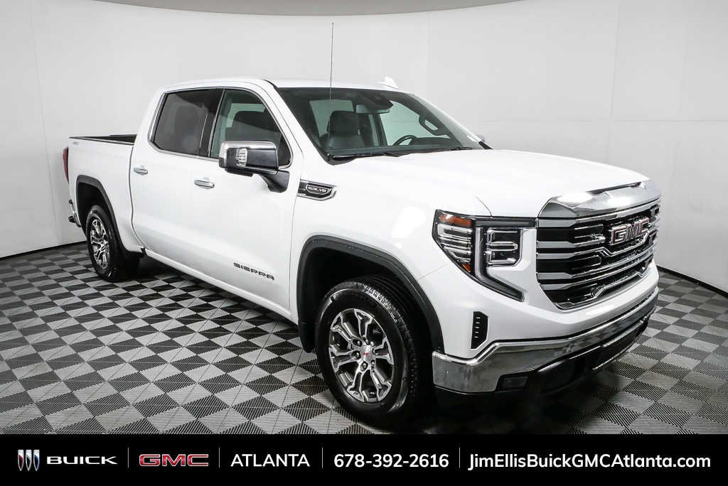 Used 2025 Summit White GMC SLT image 25
