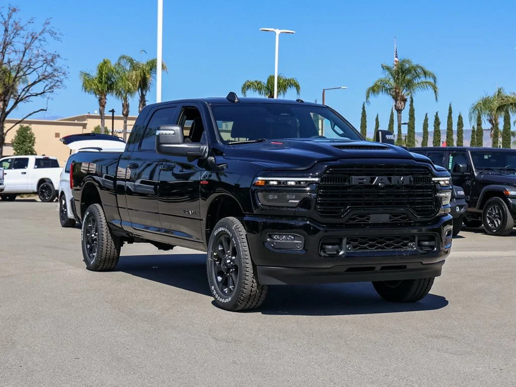 New 2026 Diamond Black Crystal Pearl-Coat Exterior Paint RAM Laramie Night Edition Mega Cab image 24