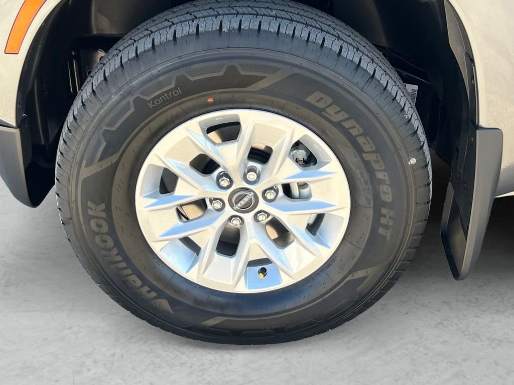 New 2027 Gun Metallic Nissan Crew Cab S image 24