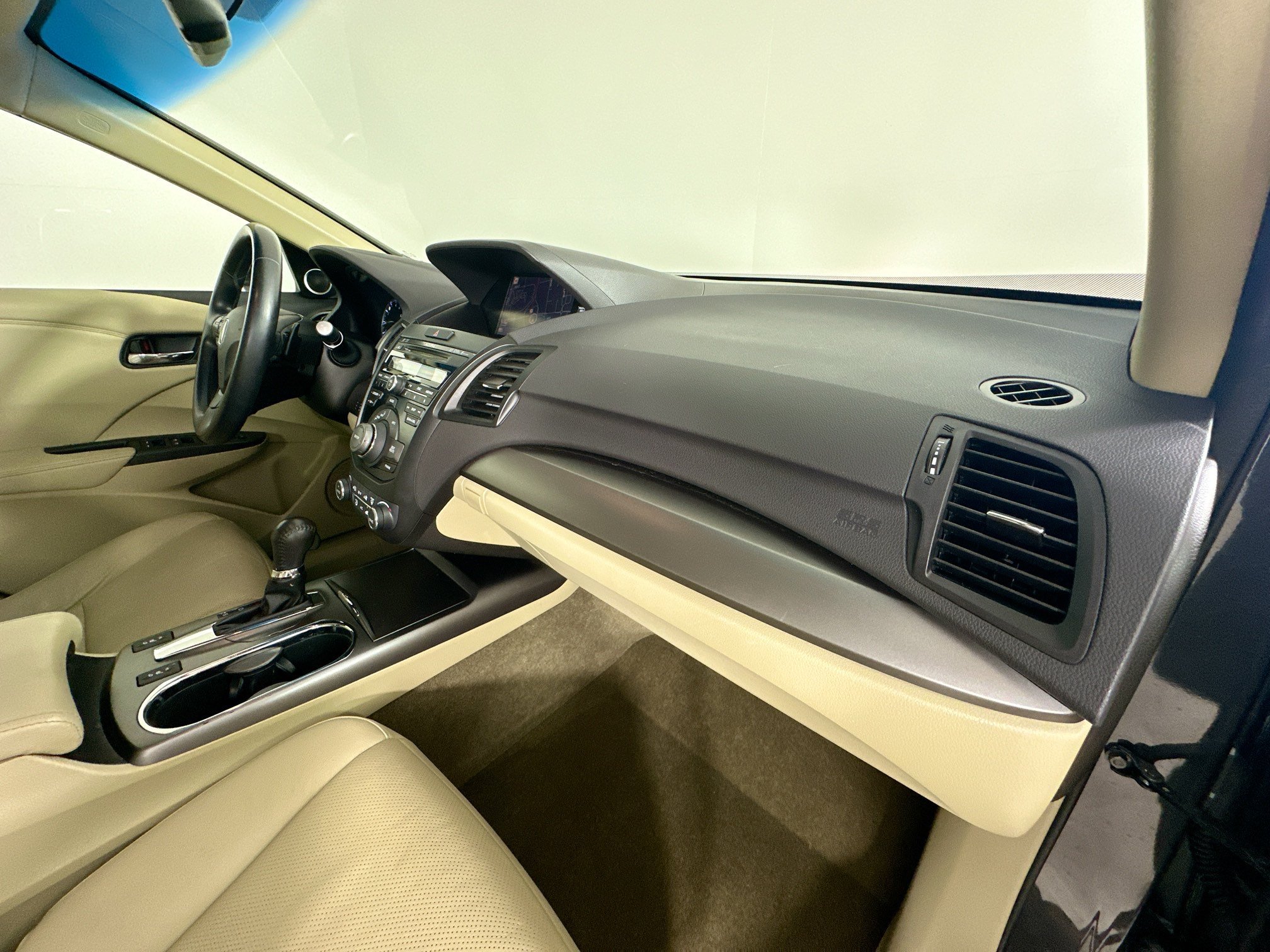 Used 2013  Acura Tech Pkg image 43
