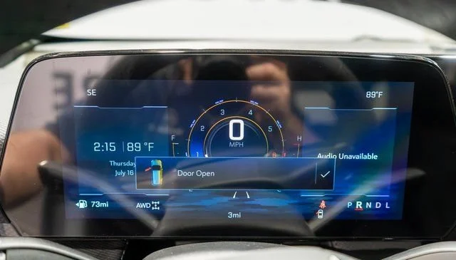 2027 Chevrolet Equinox LT - Photo 16