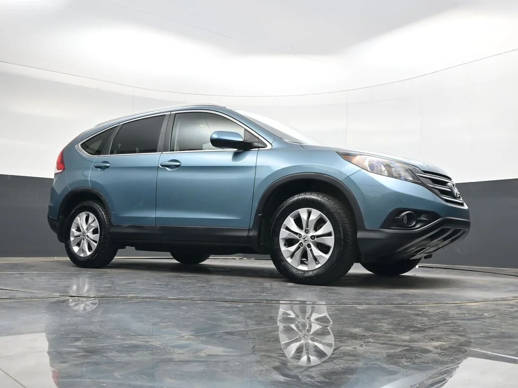 Used 2014 Twilight Blue Metallic Honda EX-L image 23