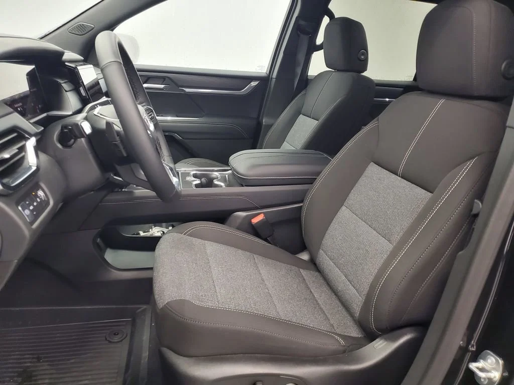 New 2026 Ebony Twilight Metallic GMC Elevation image 6
