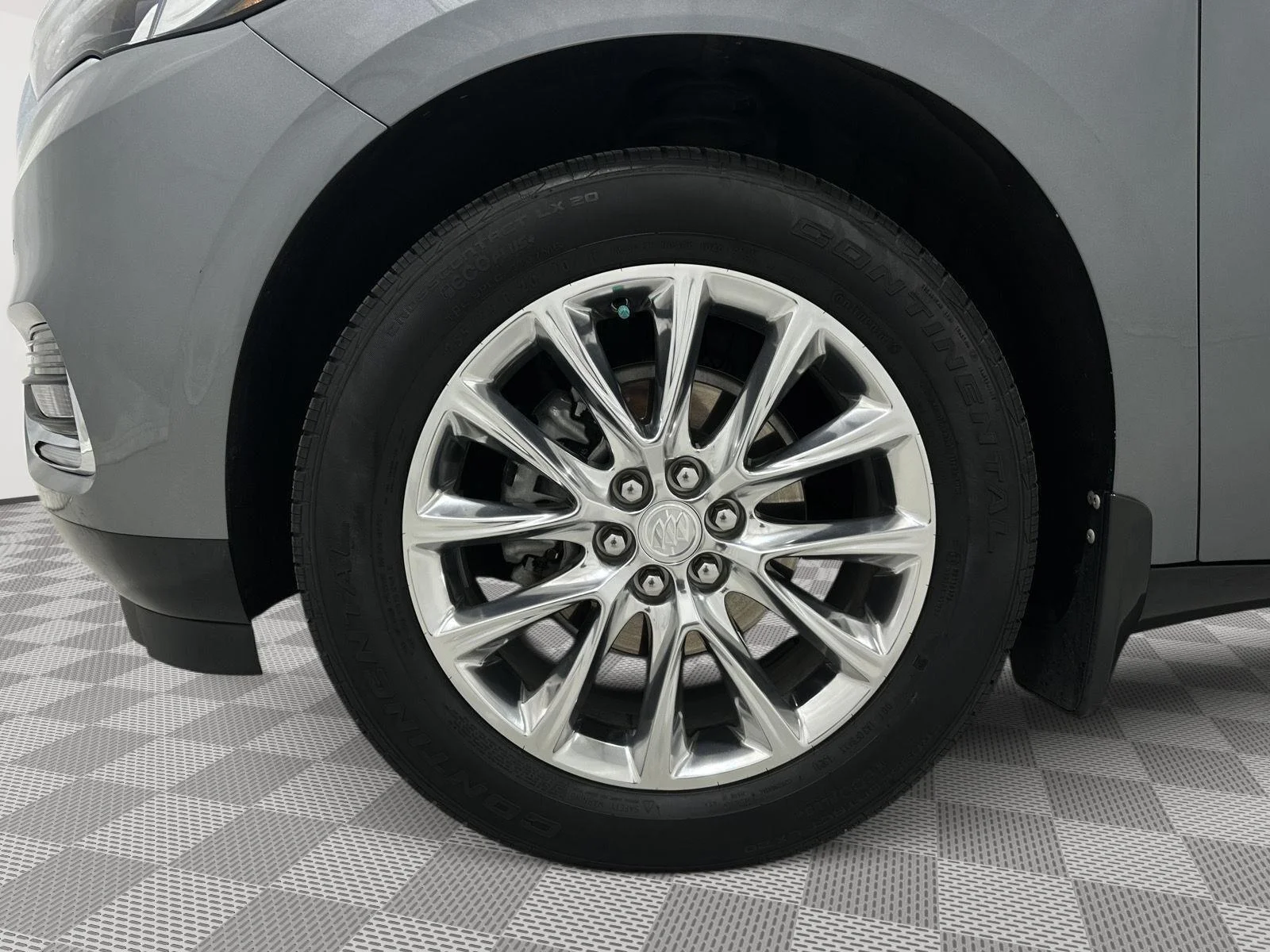 Used 2021 Includes Pitch Dark Night lower exterior accent color.) Buick Premium image 31