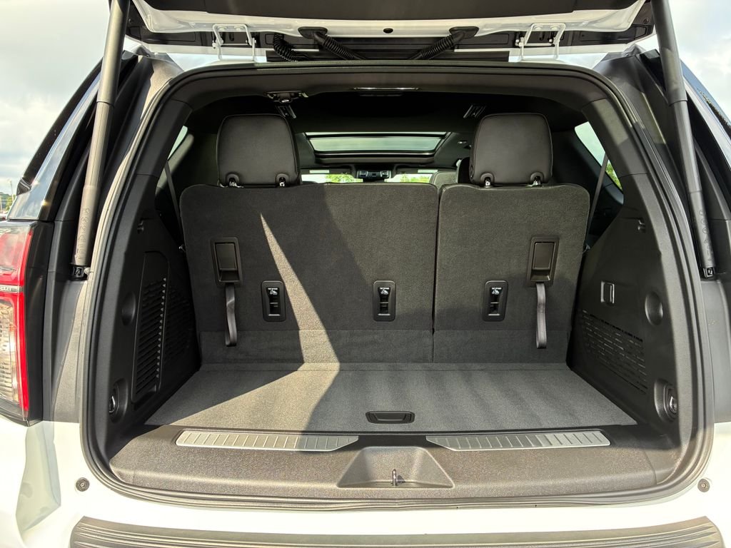 Used 2024 White Chevrolet RST image 4