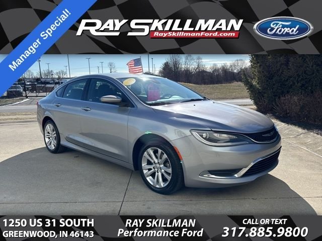 Used 2015 Silver Chrysler Limited image 1