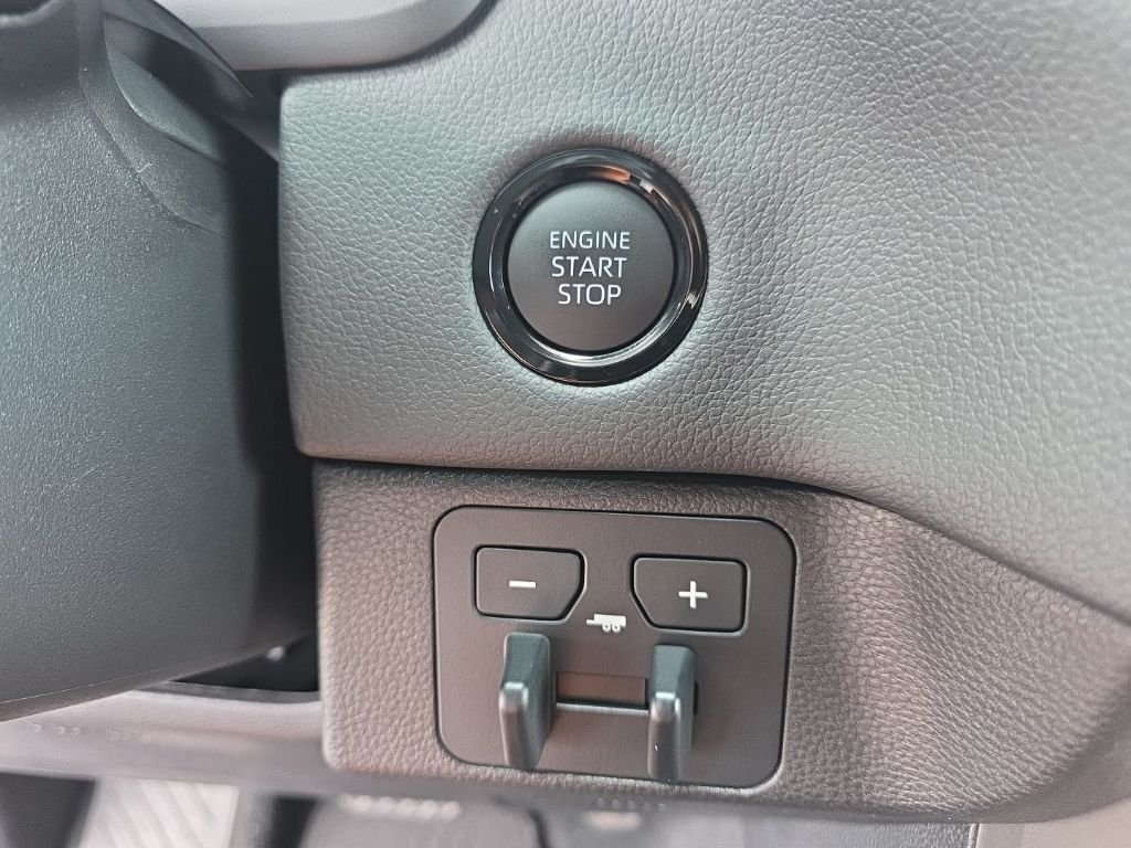 Certified Used 2026  Toyota Limited image 26