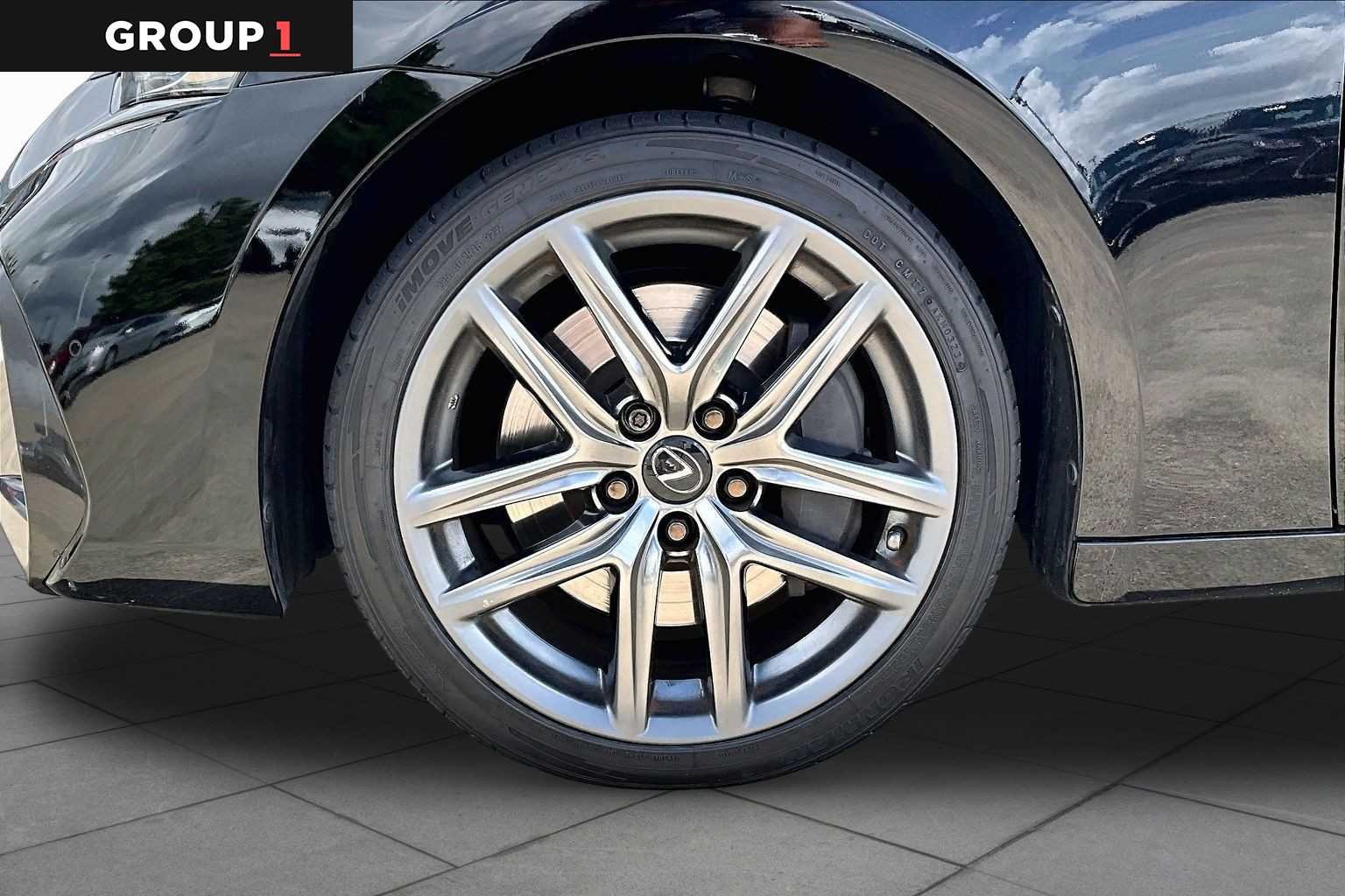 Used 2020 Obsidian Lexus F SPORT image 10