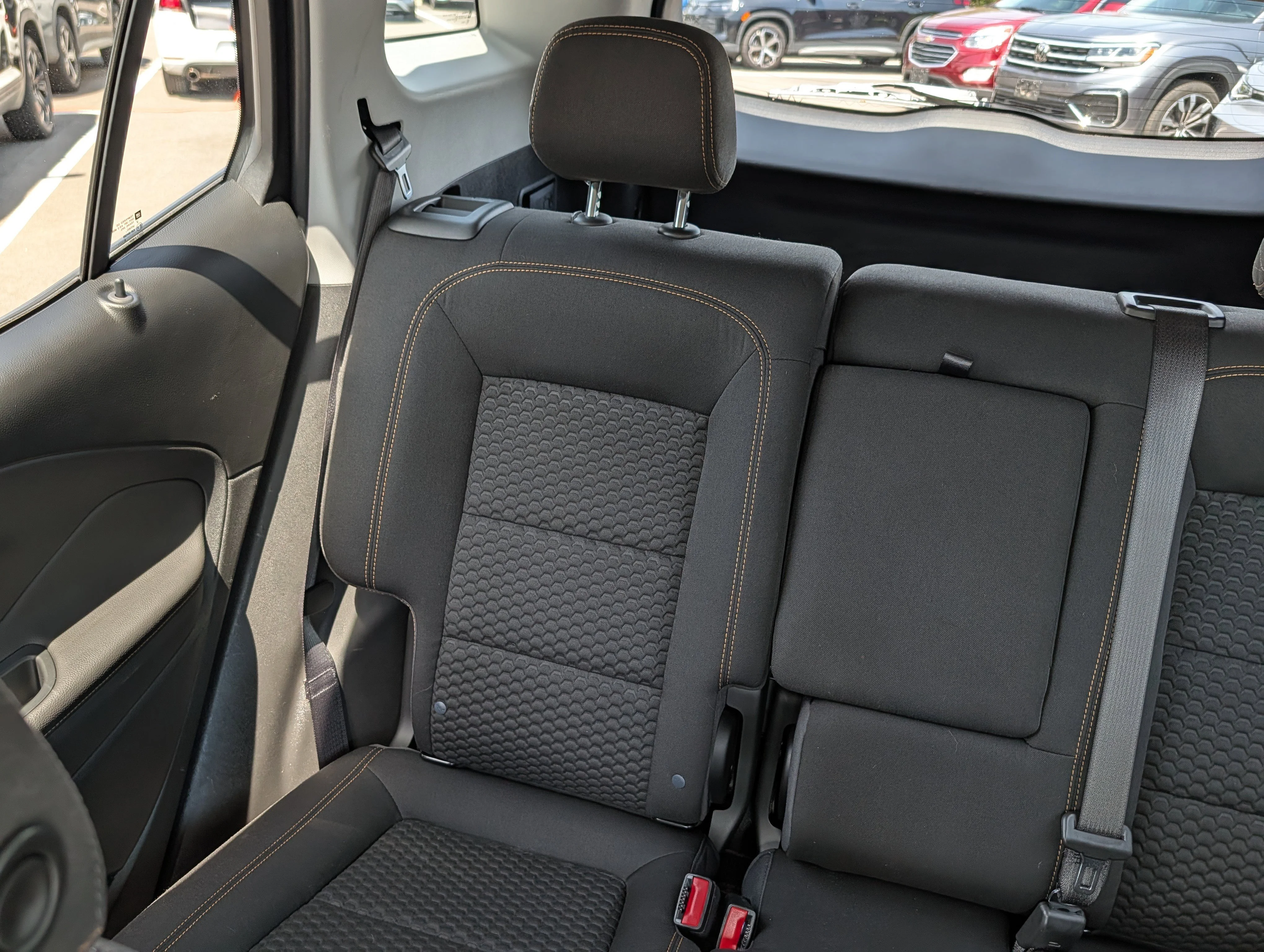 Used 2021 Satin Steel Metallic GMC SLE image 12