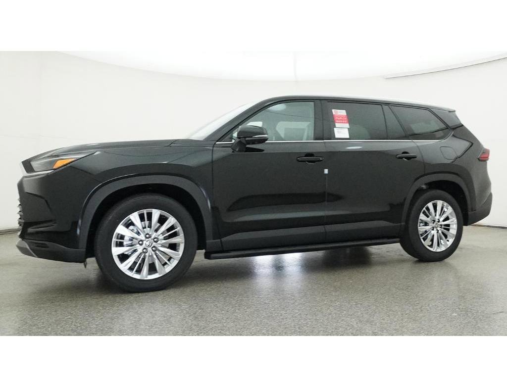 New 2026 Midnight Black Metallic Toyota Platinum image 18