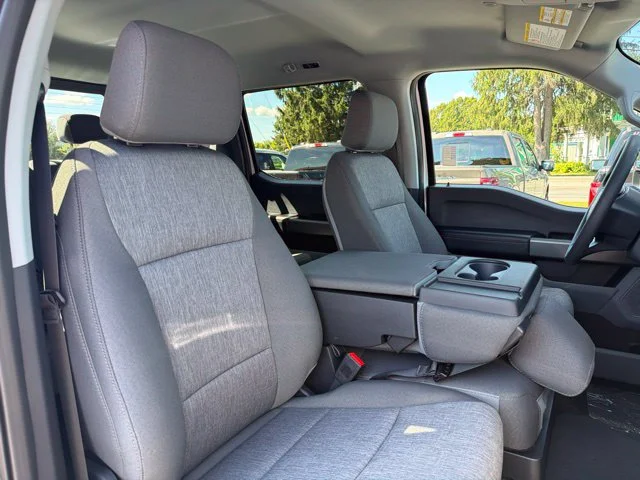 New 2027 Oxford White Ford F-350® XL image 95