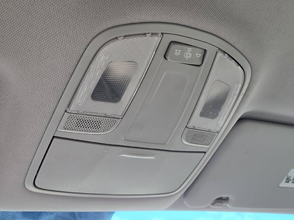 Used 2016 Gray Hyundai Sport image 31