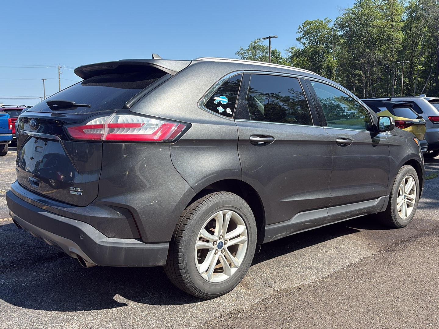 Used 2019 Magnetic Ford SEL image 18