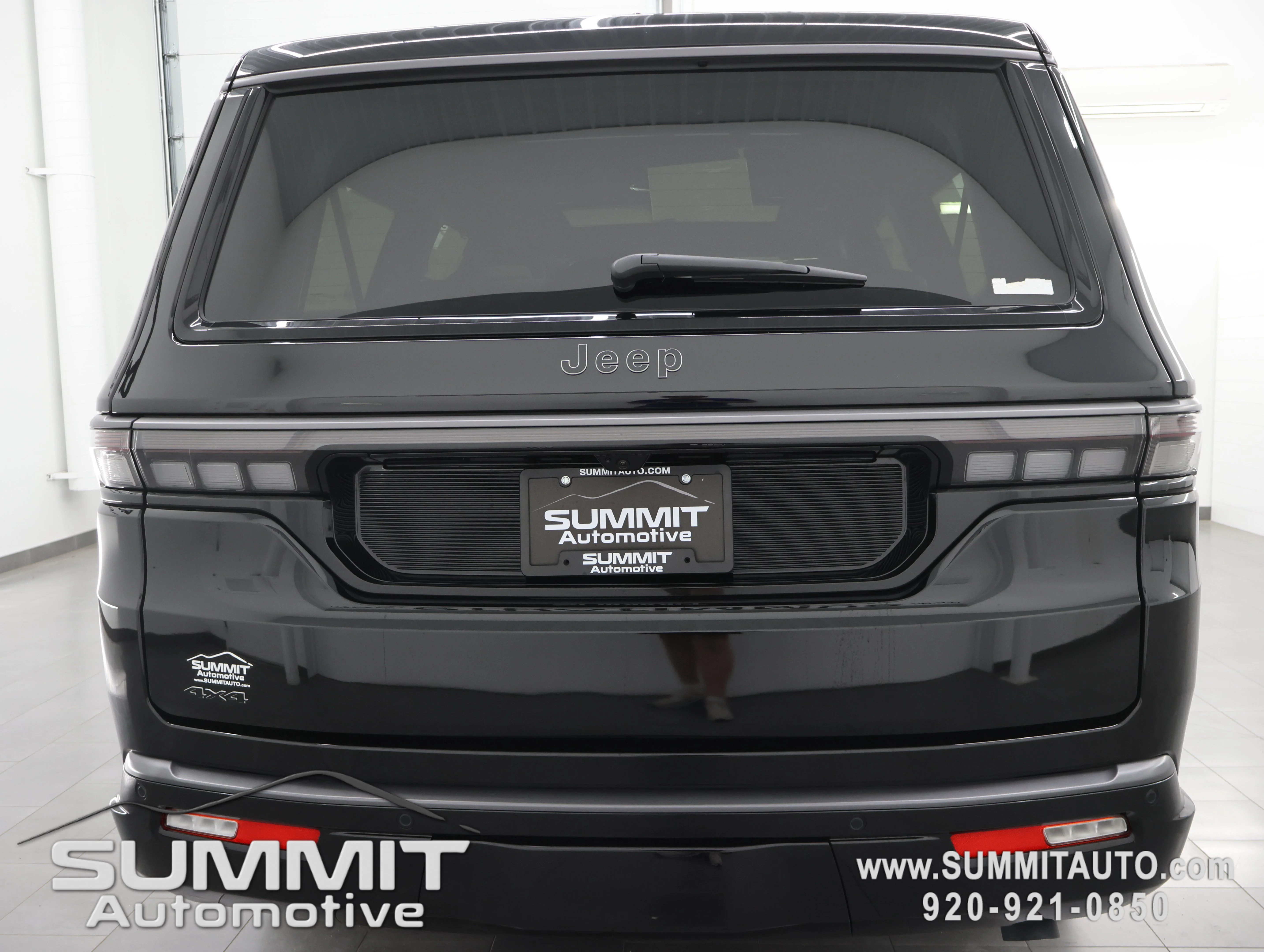 New 2026 High Gloss Black Jeep Limited Reserve image 31