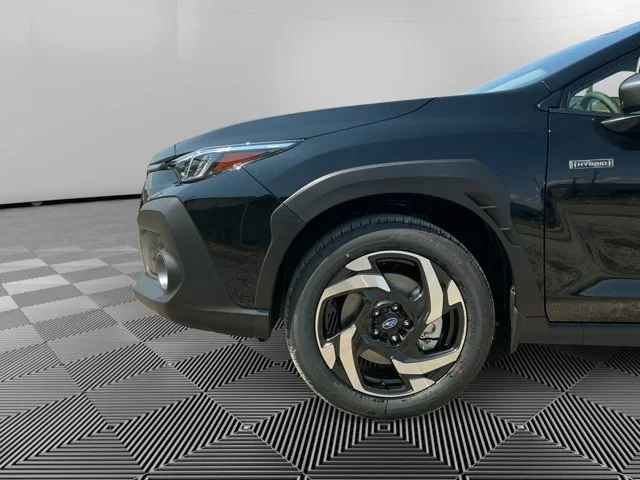 New 2026 CRYSTAL BLACK SILICA Subaru Limited Hybrid image 14