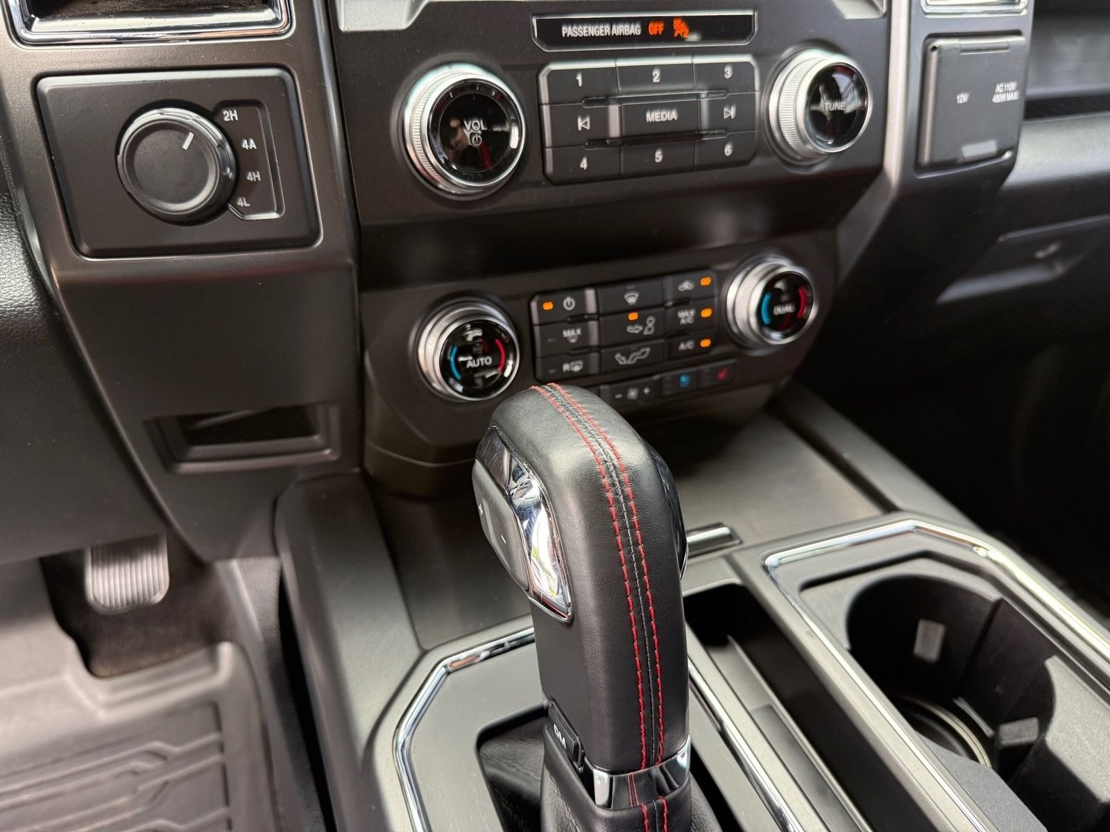Used 2020 Magma Red Ford Lariat image 21