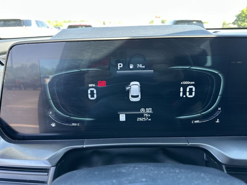 Used 2024 Black Kia S image 21
