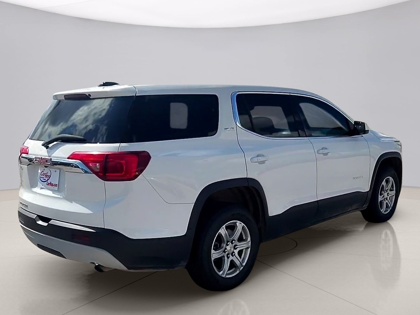 Used 2017 White Gmc SLE image 5