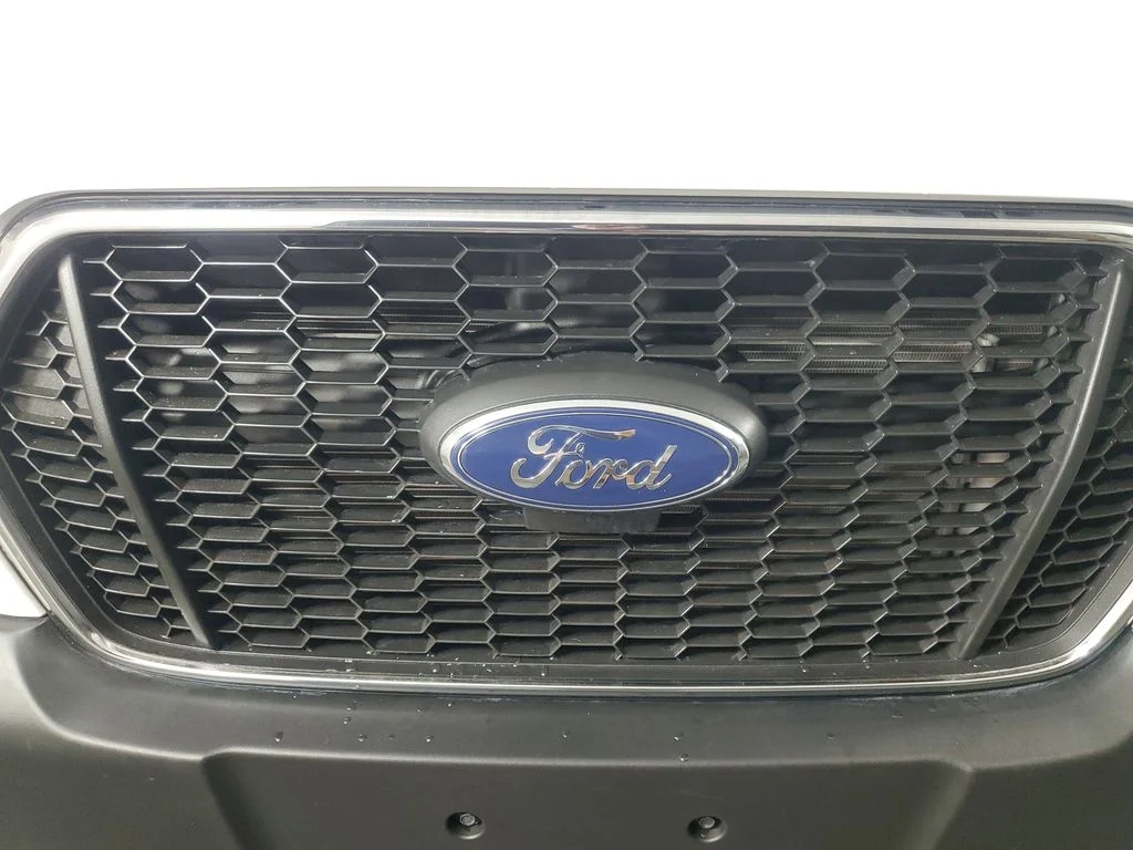 Used 2024 White Ford Base image 10